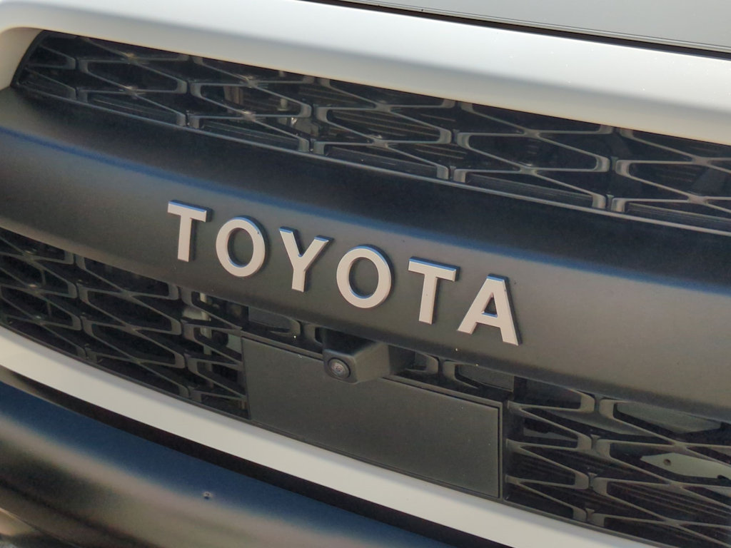 Thumbnail: 2023 Toyota 4Runner - 7