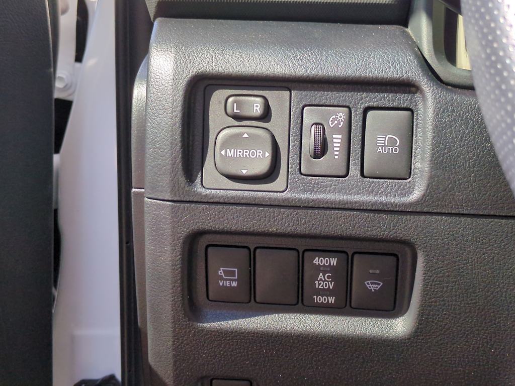 Thumbnail: 2023 Toyota 4Runner - 40