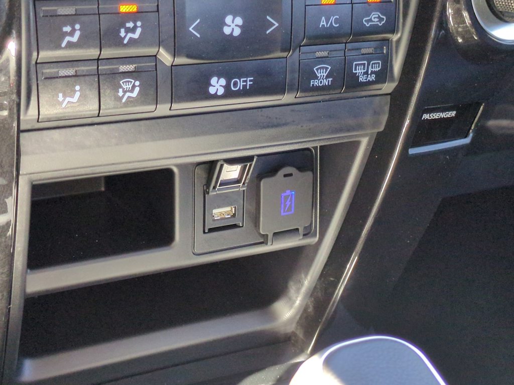 Thumbnail: 2023 Toyota 4Runner - 35