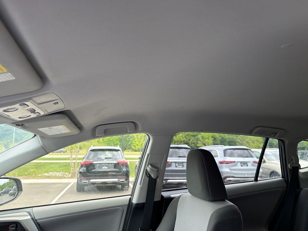Thumbnail: 2013 Toyota RAV4 - 25