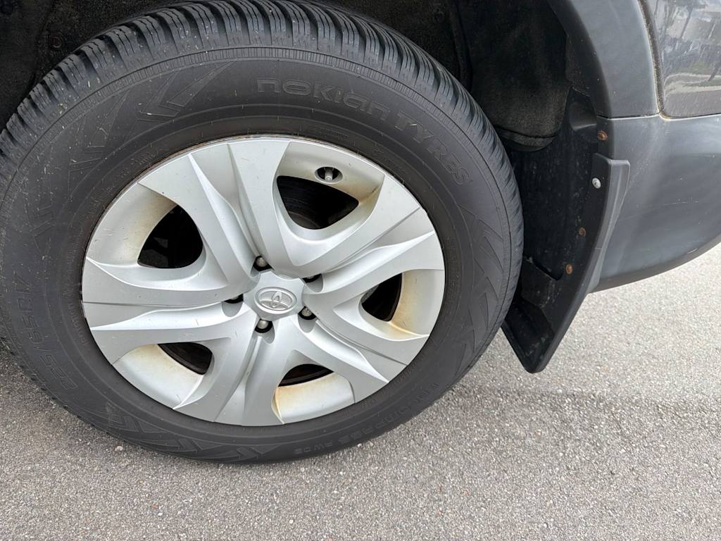 Thumbnail: 2013 Toyota RAV4 - 6