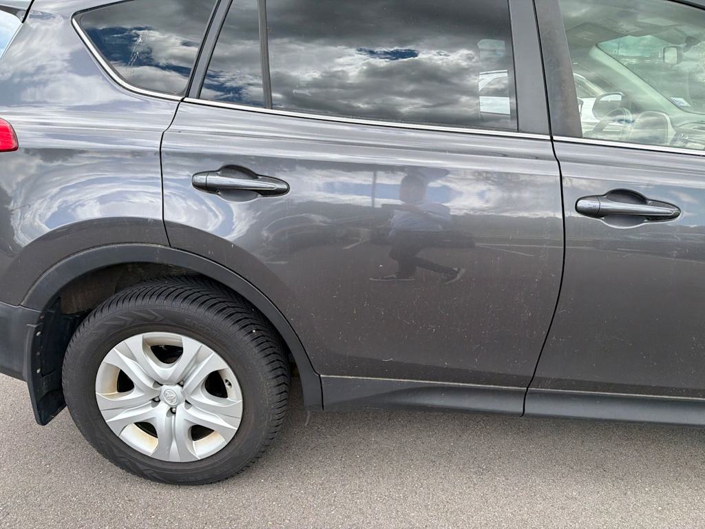 Thumbnail: 2013 Toyota RAV4 - 17
