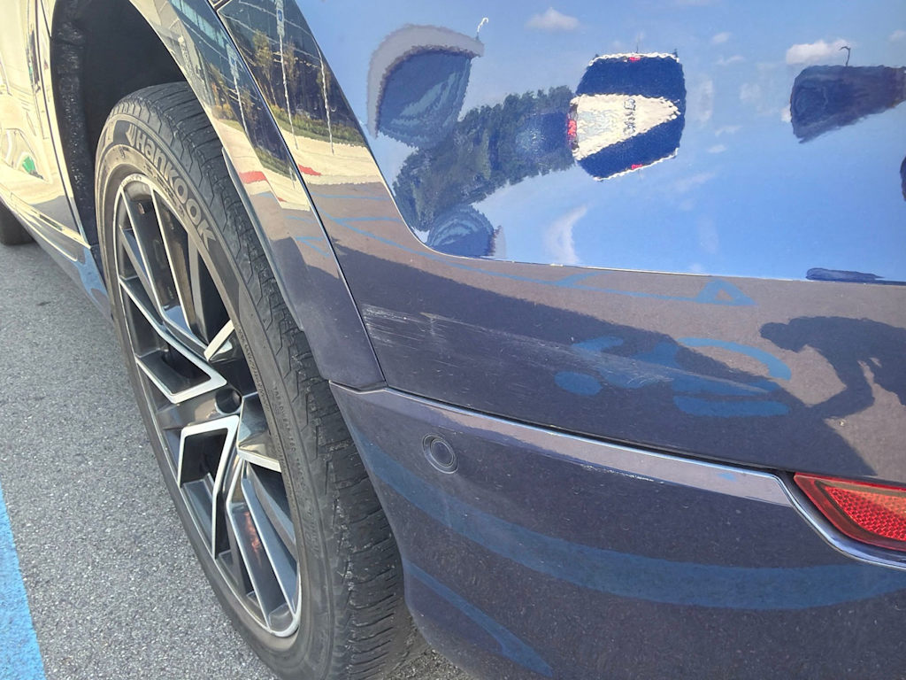 Thumbnail: 2019 Audi Q8 - 21