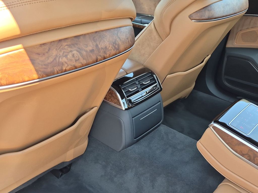 Thumbnail: 2019 Audi A8 - 27