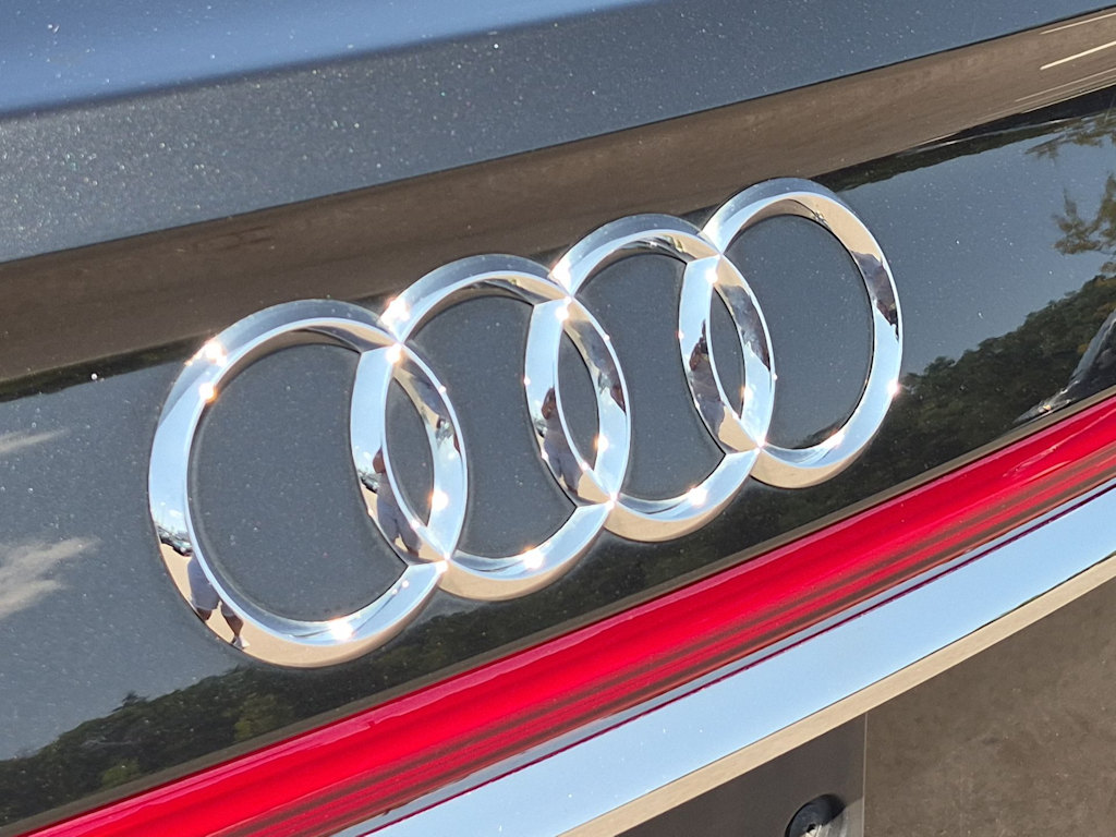 Thumbnail: 2019 Audi A8 - 7