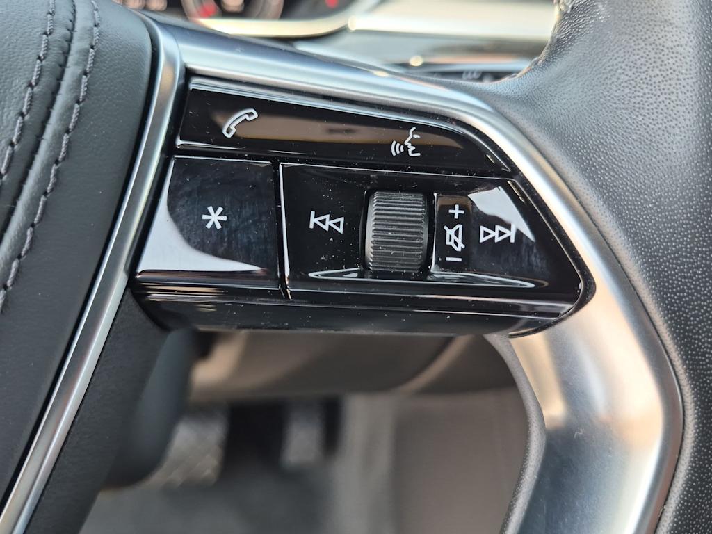 Thumbnail: 2019 Audi A8 - 31