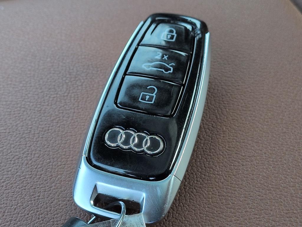 Thumbnail: 2019 Audi A6 - 18