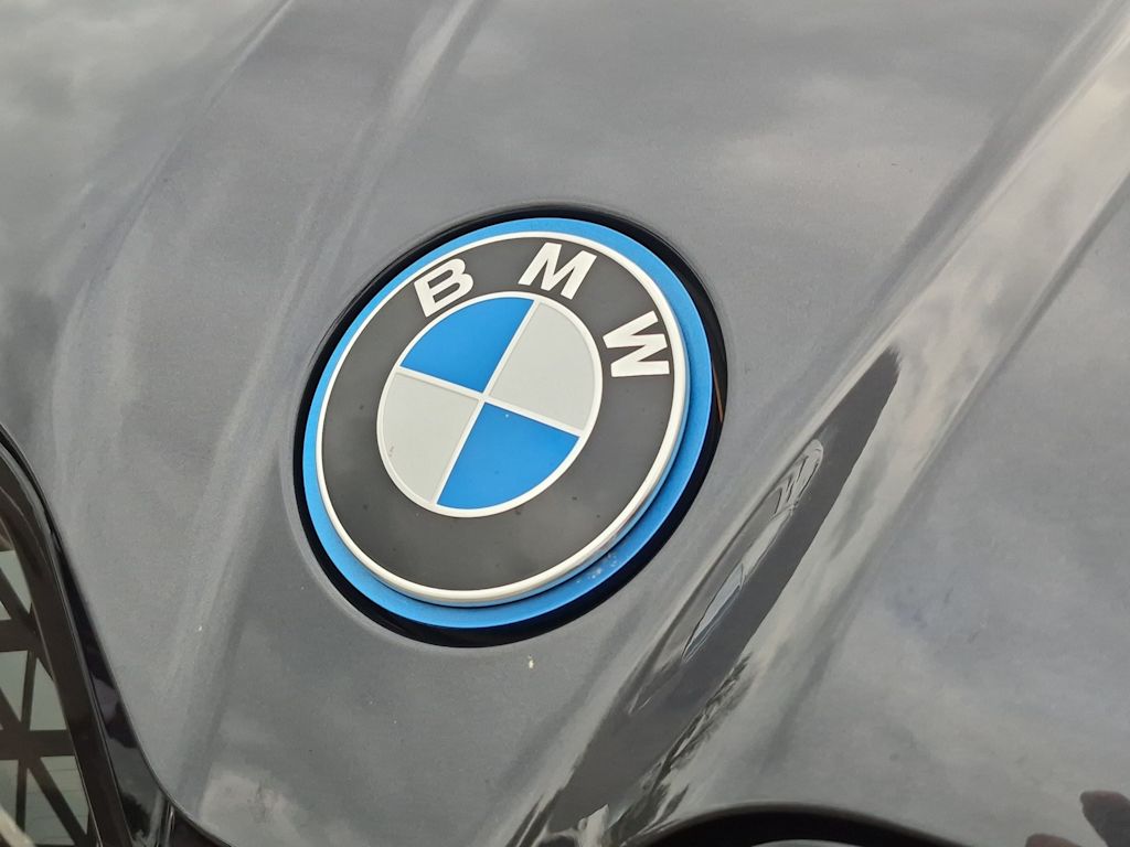 Thumbnail: 2024 BMW iX - 24