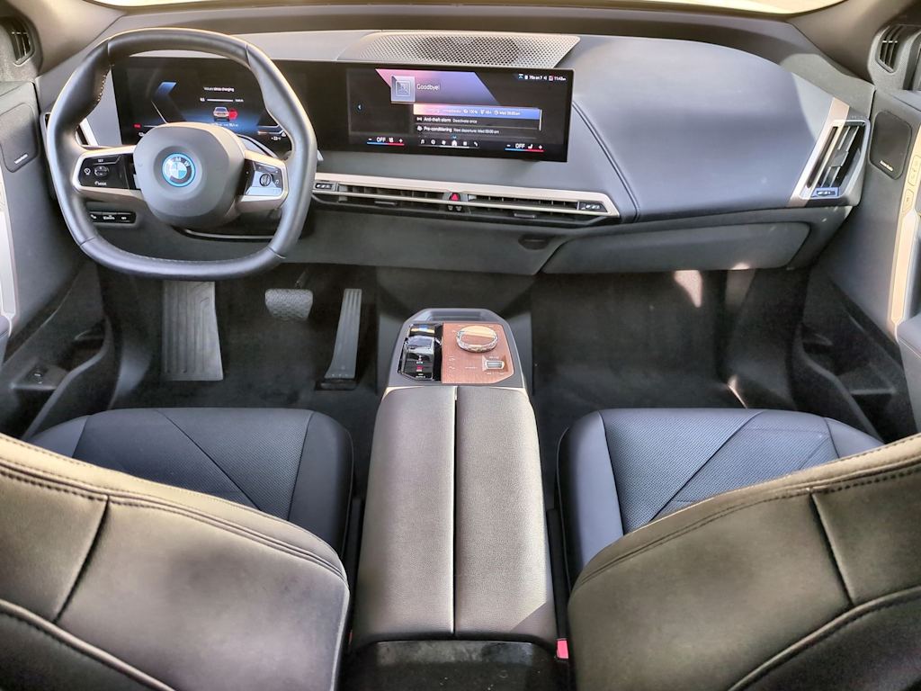 Thumbnail: 2025 BMW iX - 9