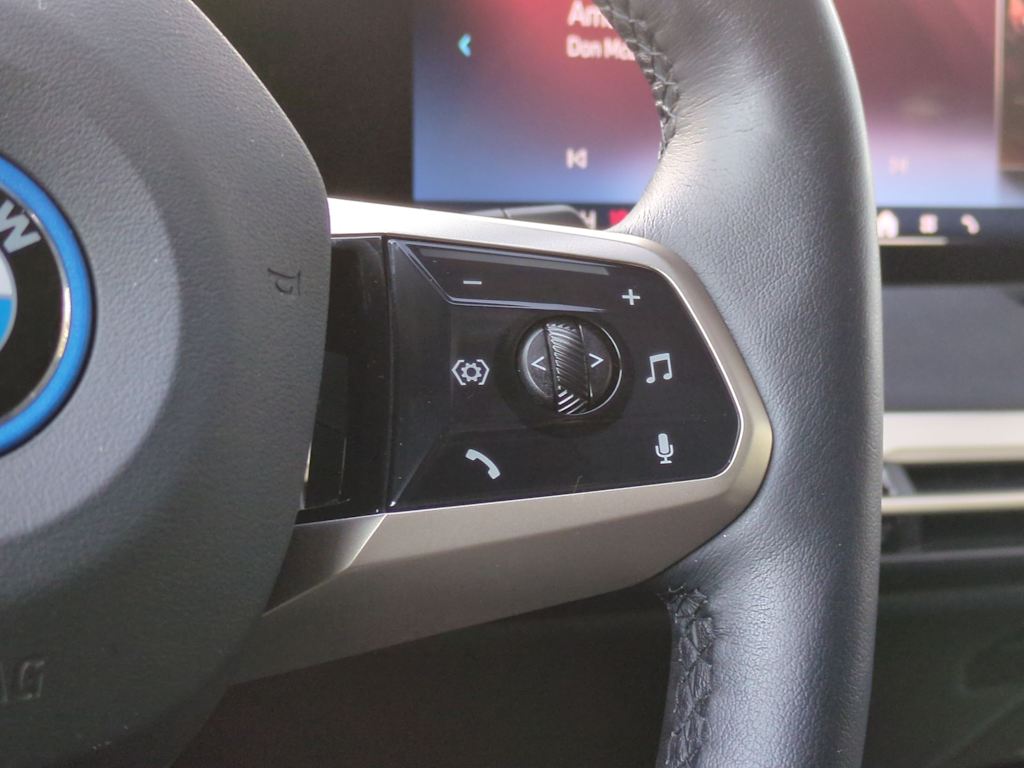 Thumbnail: 2025 BMW iX - 28