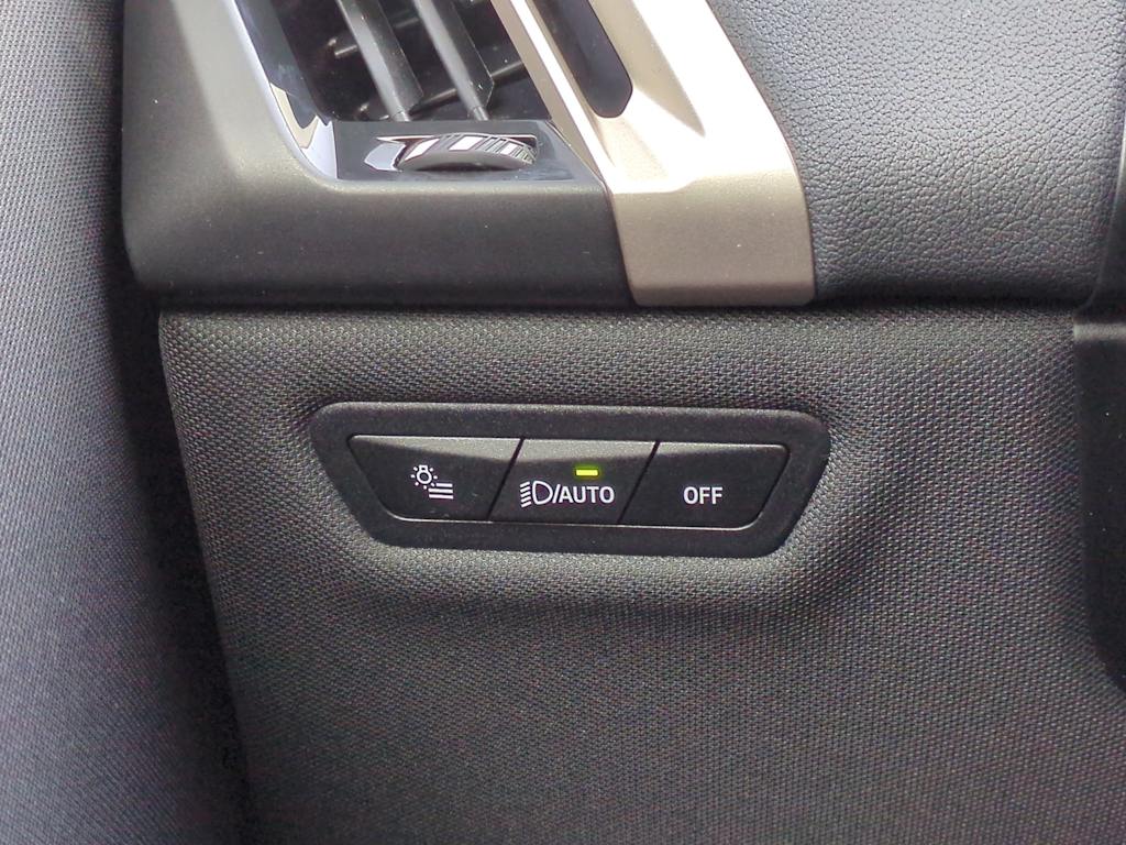 Thumbnail: 2025 BMW iX - 37