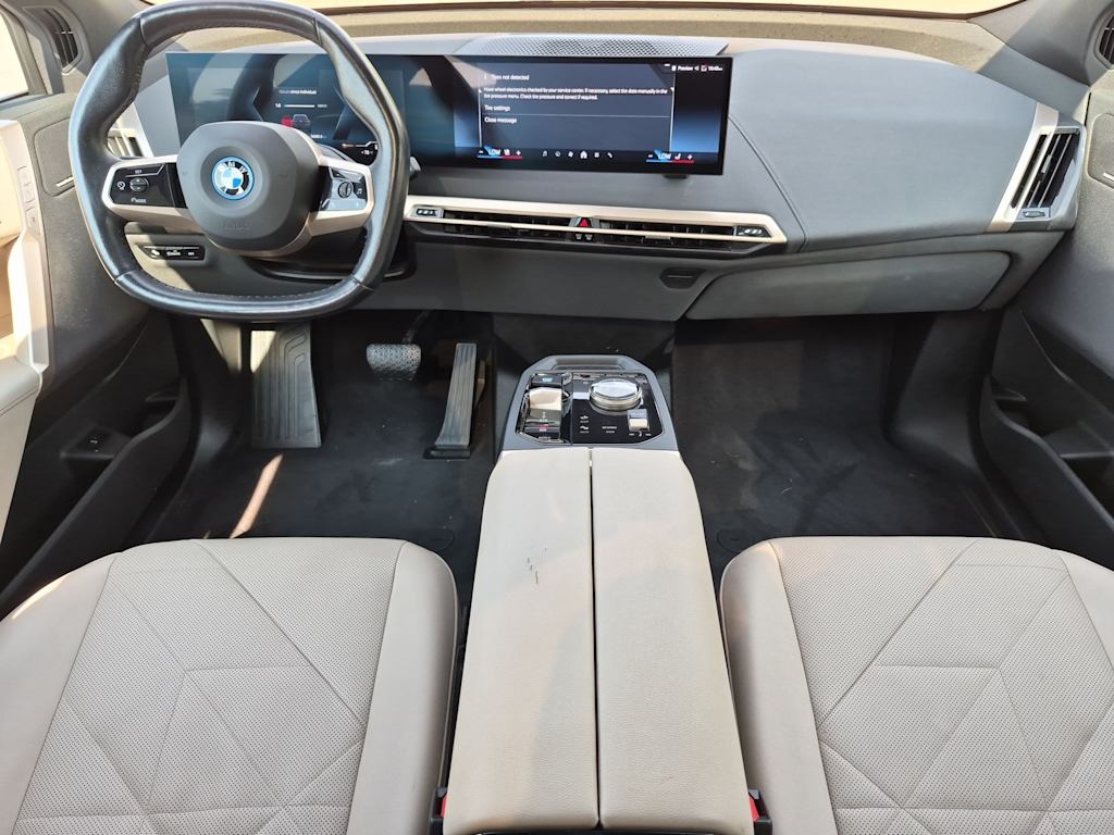 Thumbnail: 2024 BMW iX - 8