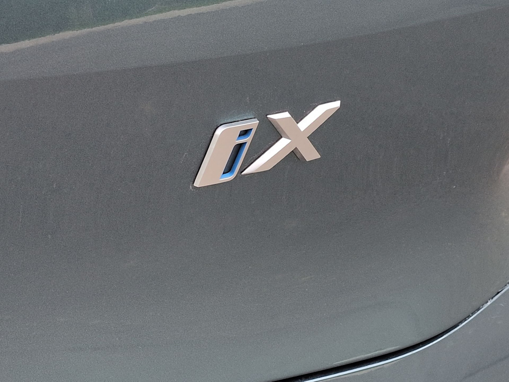 Thumbnail: 2024 BMW iX - 23