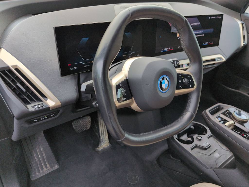 Thumbnail: 2024 BMW iX - 2