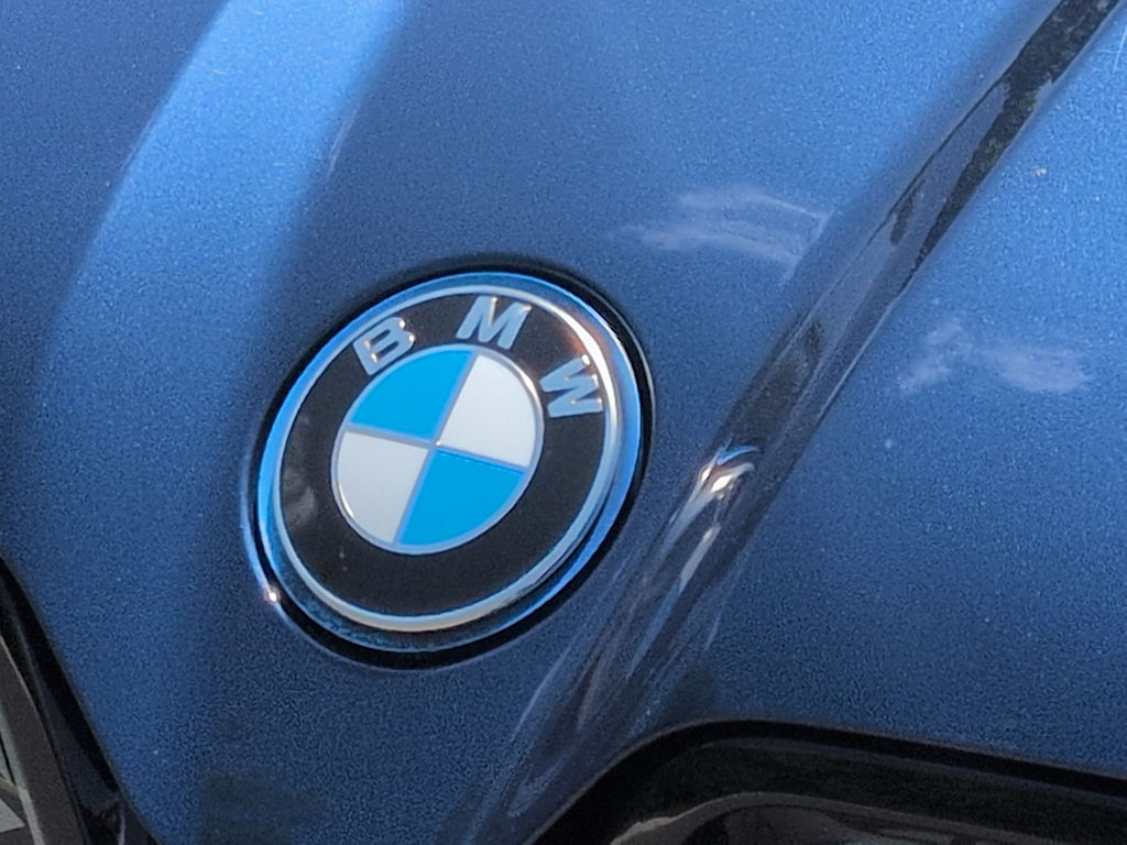 Thumbnail: 2023 BMW iX - 22