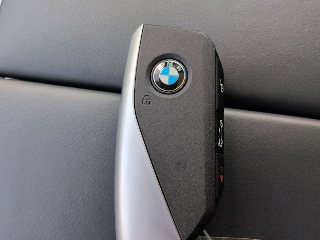 Thumbnail: 2026 BMW iX - 35