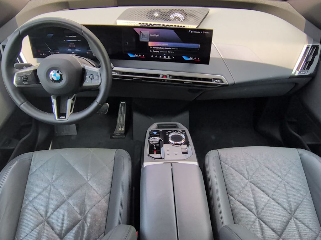 Thumbnail: 2026 BMW iX - 9