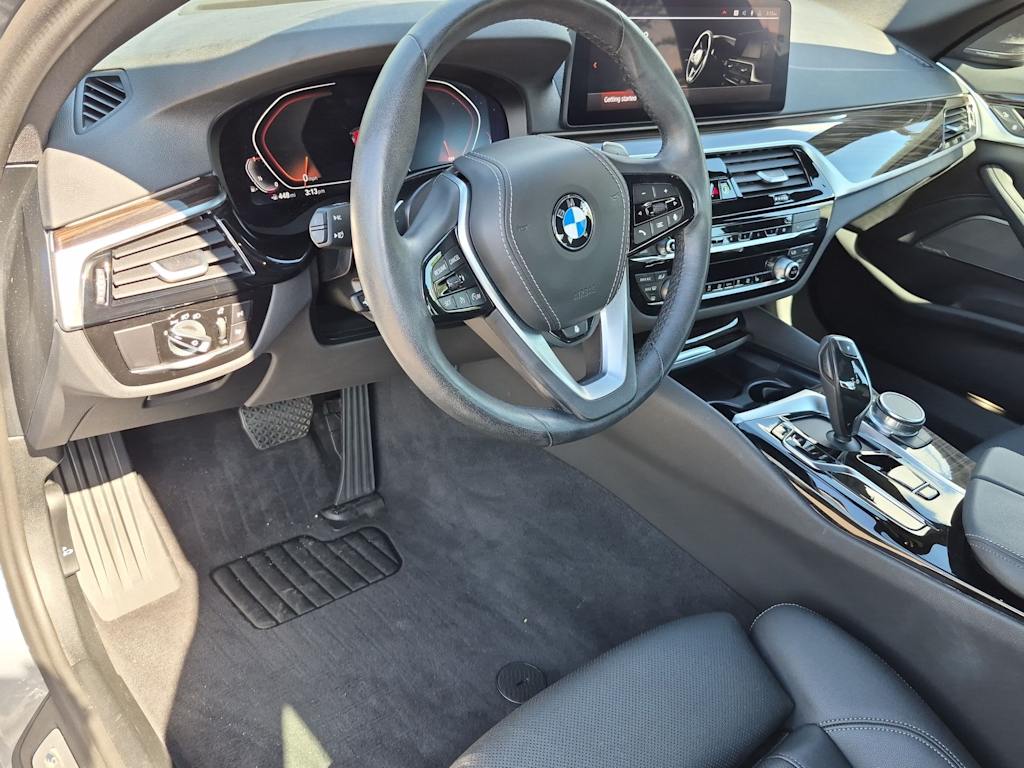 Thumbnail: 2023 BMW 5 Series - 2