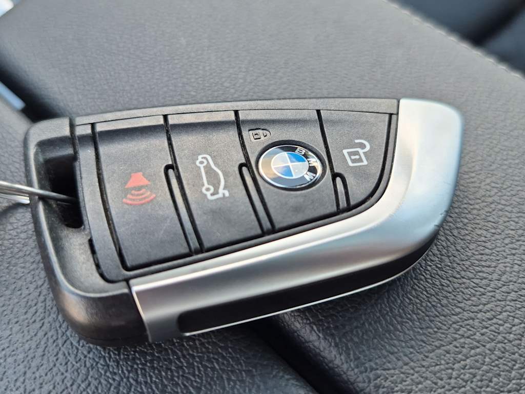 Thumbnail: 2023 BMW 5 Series - 38