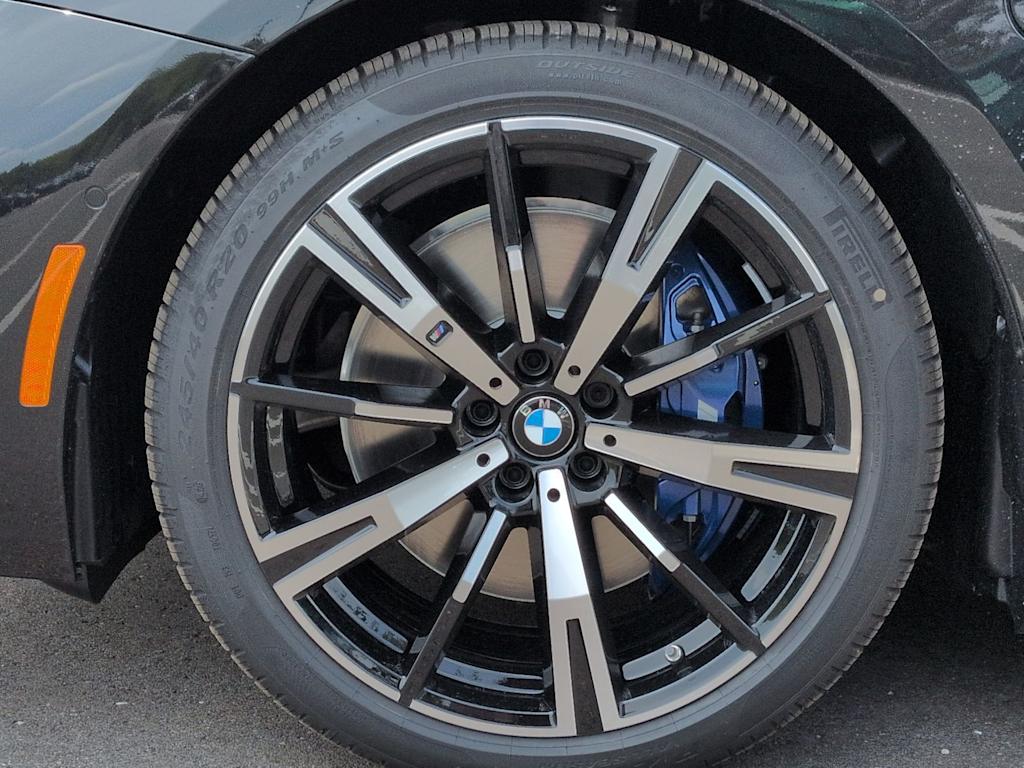 Thumbnail: 2027 BMW 5 Series - 8