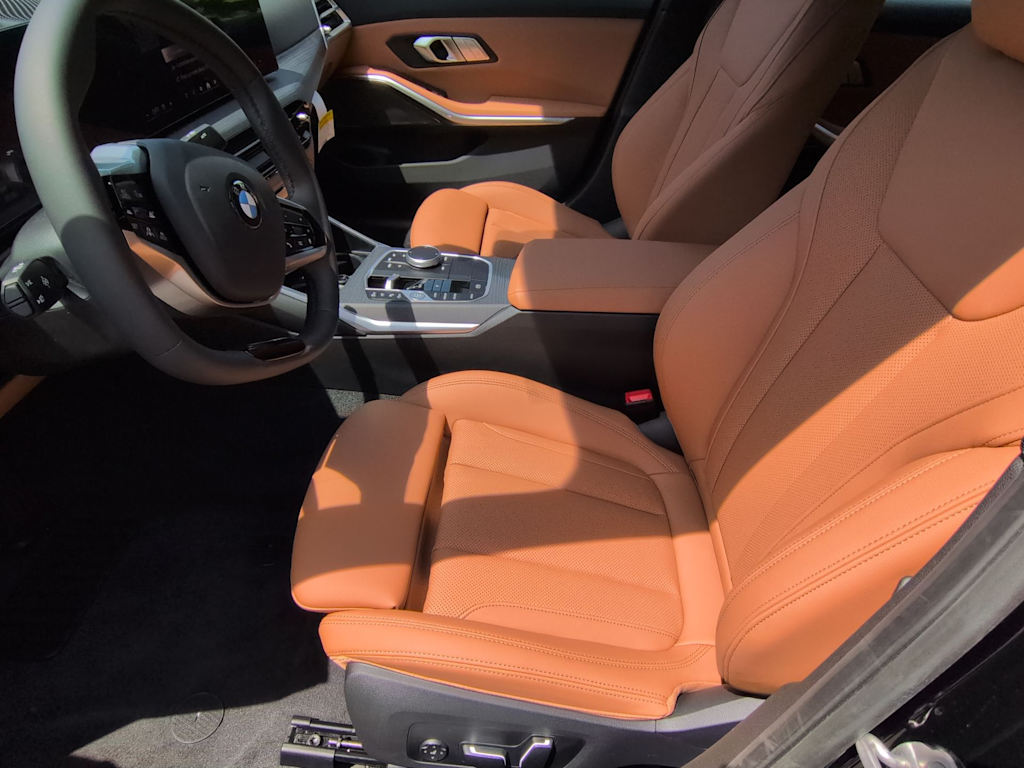 Thumbnail: 2026 BMW 3 Series - 10