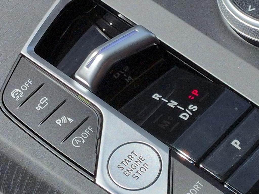 Thumbnail: 2026 BMW 3 Series - 15