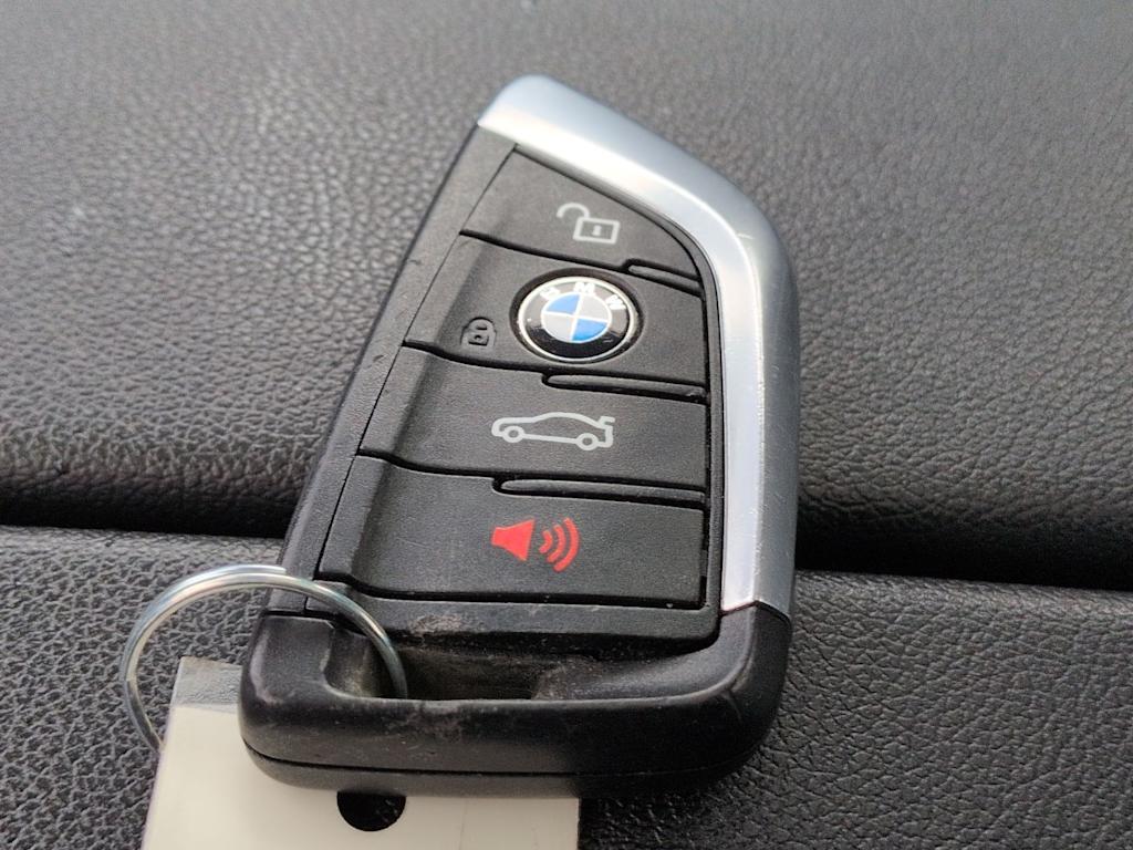 Thumbnail: 2021 BMW 5 Series - 38