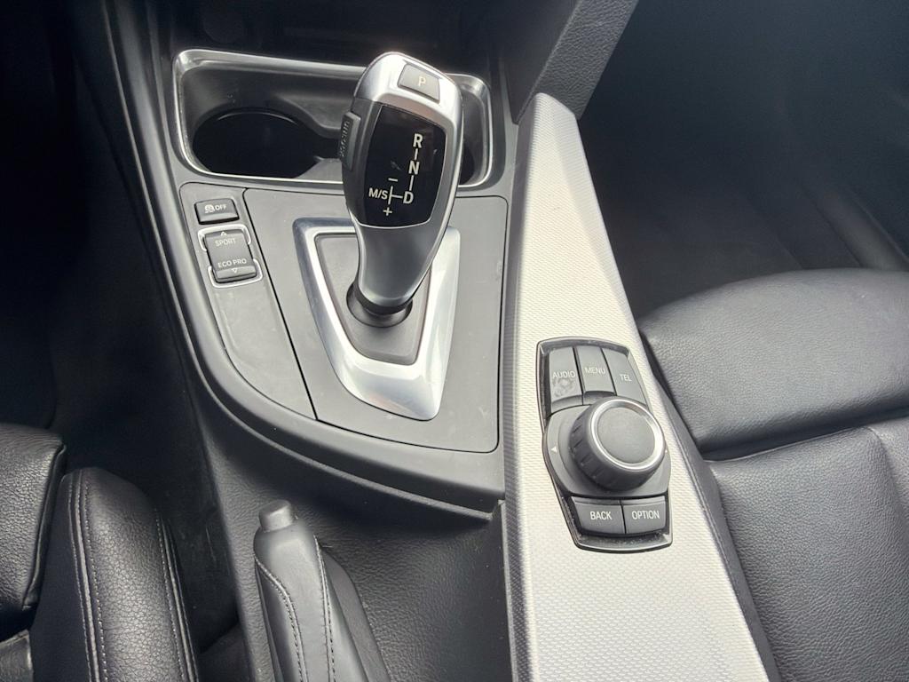 Thumbnail: 2013 BMW 3 Series - 22