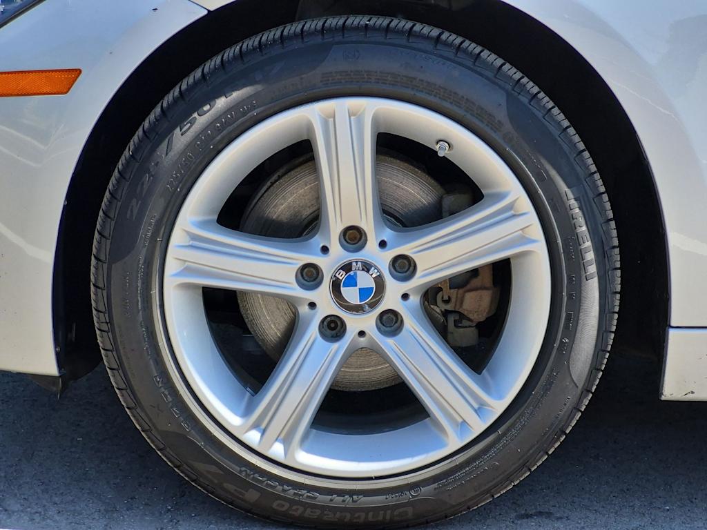 Thumbnail: 2015 BMW 3 Series - 8