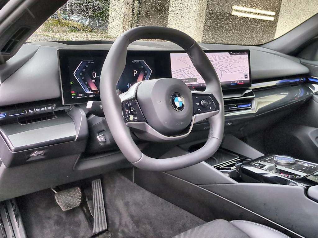 Thumbnail: 2025 BMW 5 Series - 2