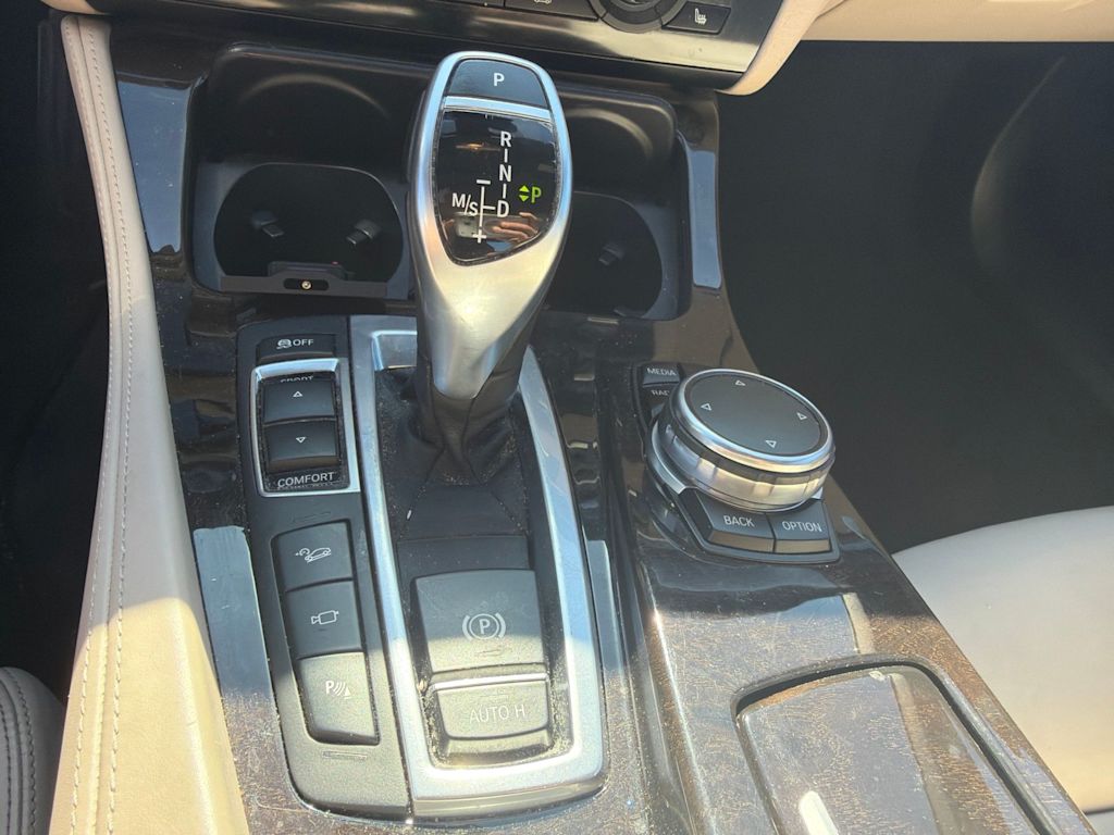Thumbnail: 2016 BMW 5 Series - 11