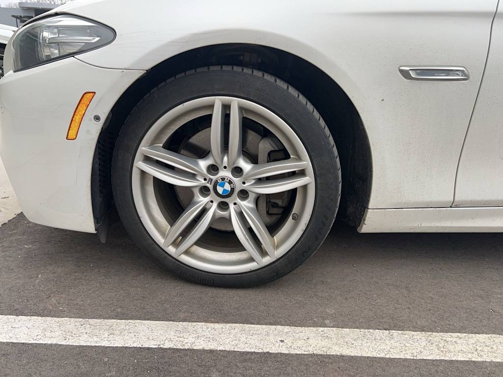 Thumbnail: 2016 BMW 5 Series - 6