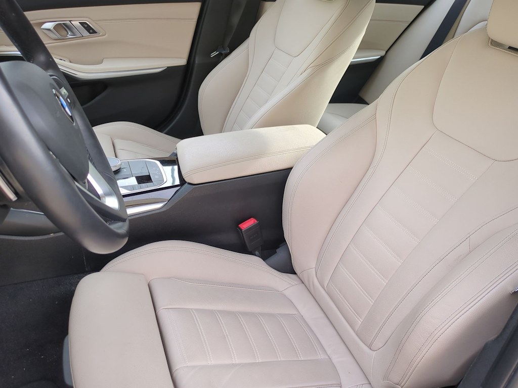 Thumbnail: 2019 BMW 3 Series - 10