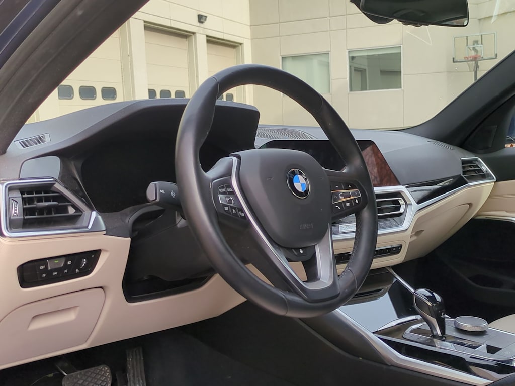 Thumbnail: 2019 BMW 3 Series - 2