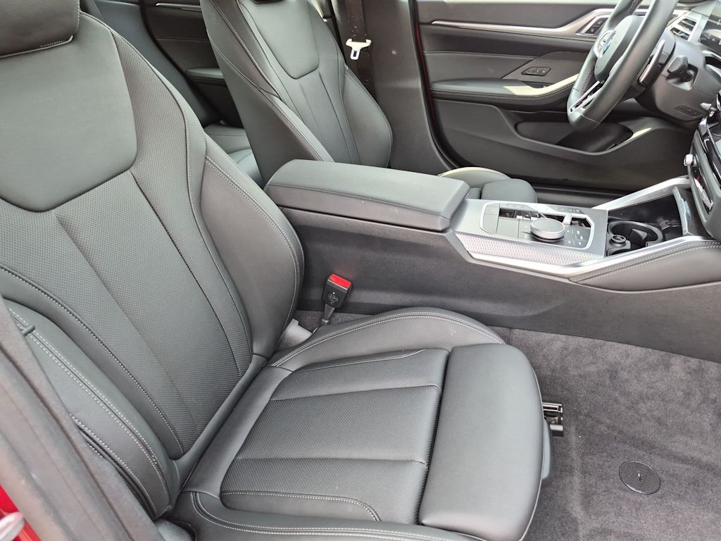 Thumbnail: 2026 BMW 4 Series - 11