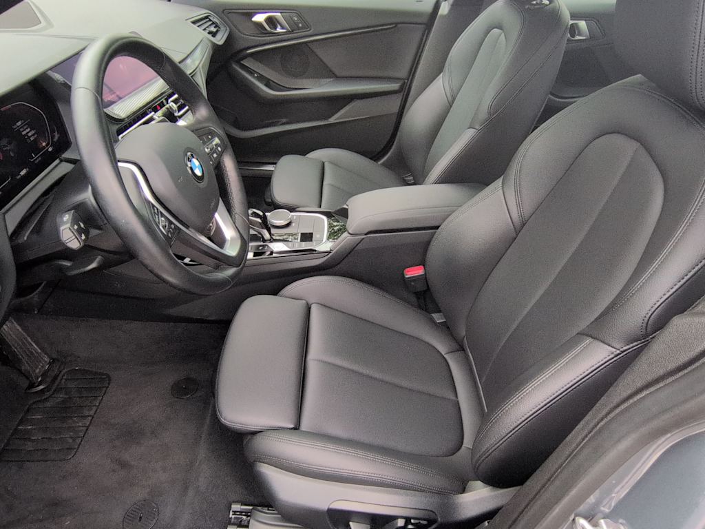 Thumbnail: 2023 BMW 2 Series - 11