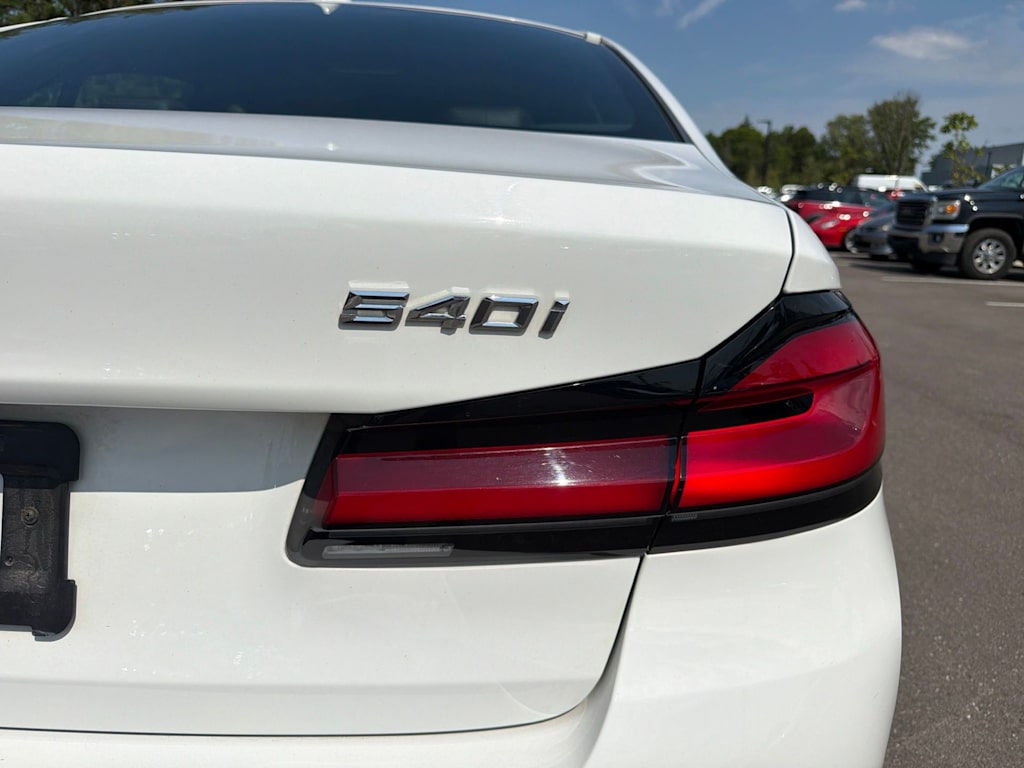 Thumbnail: 2021 BMW 5 Series - 18