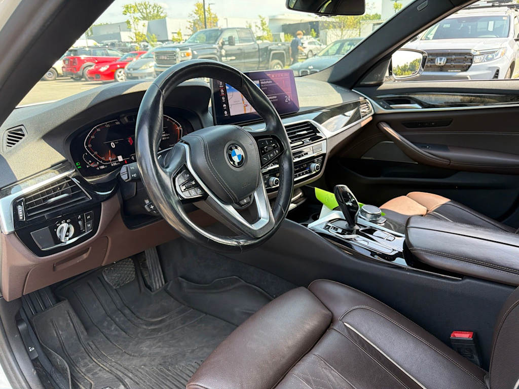 Thumbnail: 2021 BMW 5 Series - 2