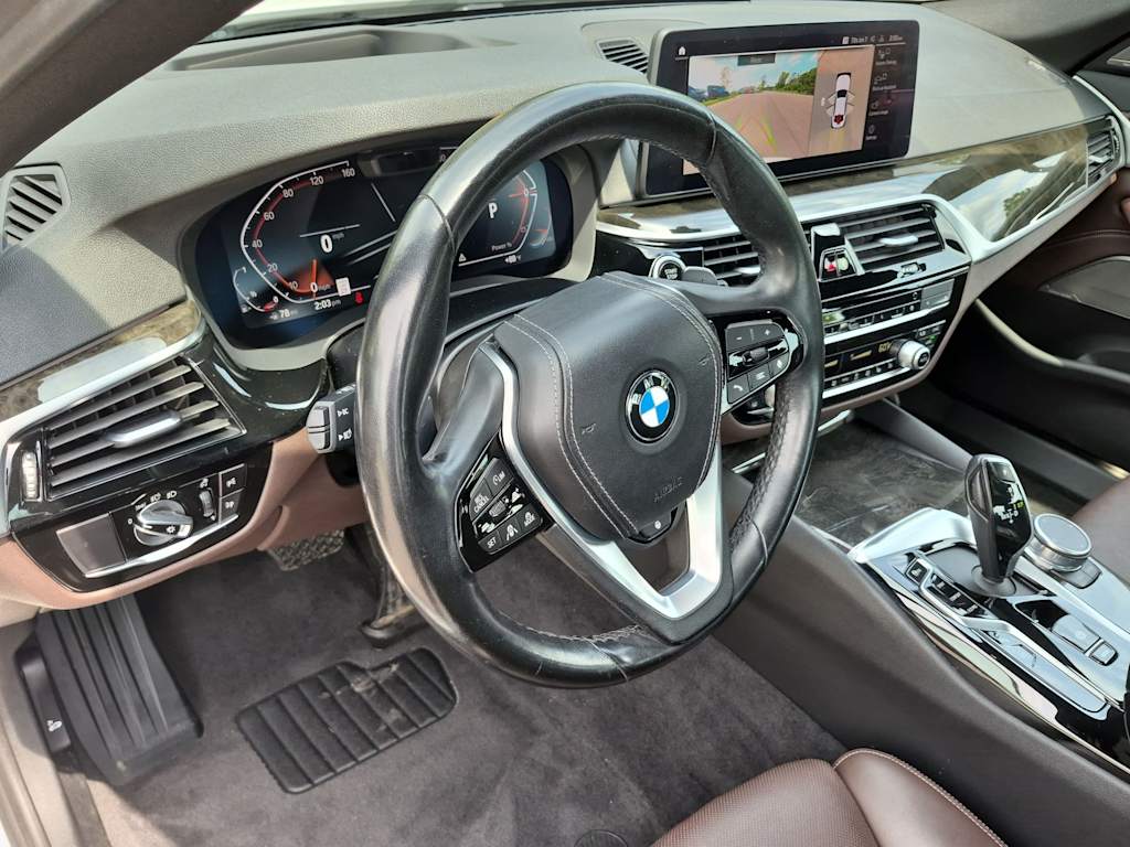 Thumbnail: 2021 BMW 5 Series - 2