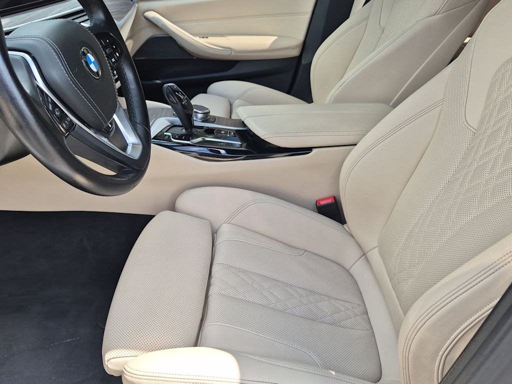 Thumbnail: 2023 BMW 5 Series - 11