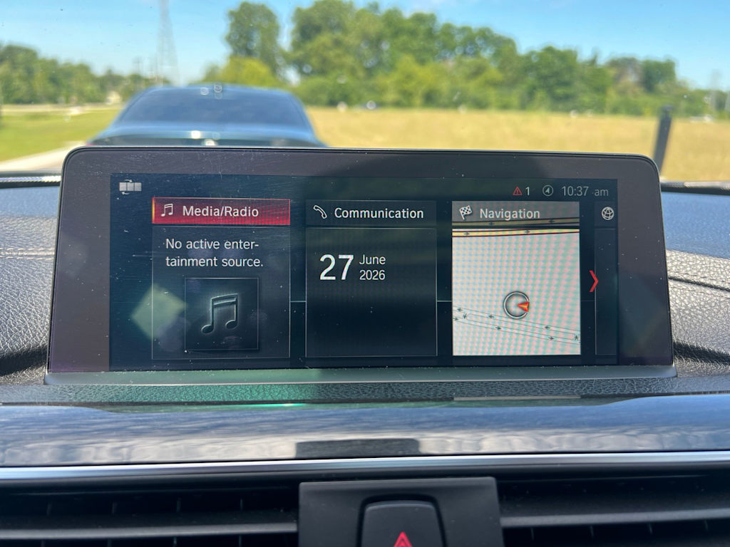 Thumbnail: 2018 BMW 3 Series - 9