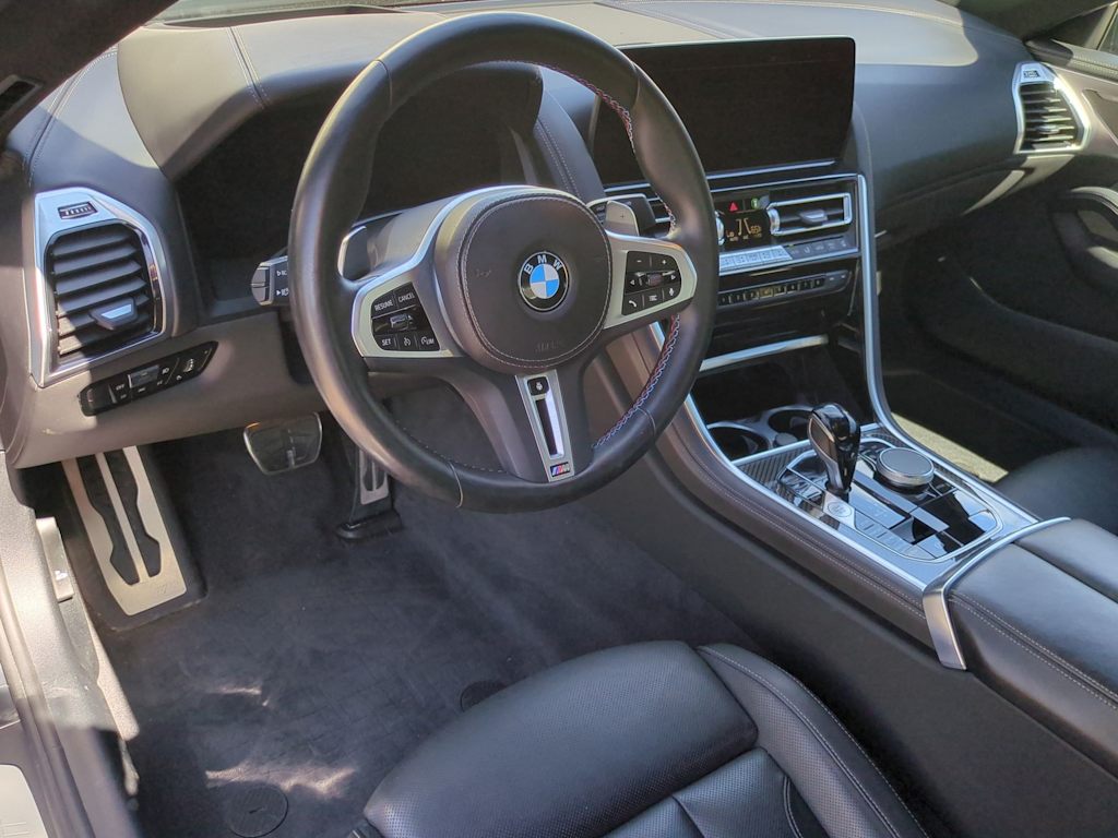 Thumbnail: 2023 BMW 8 Series - 2