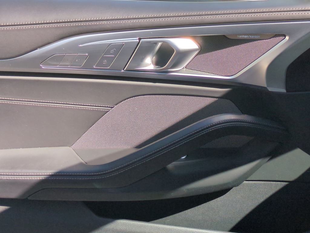 Thumbnail: 2023 BMW 8 Series - 35