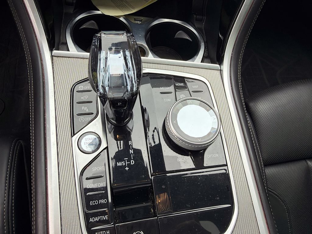 Thumbnail: 2021 BMW 8 Series - 26