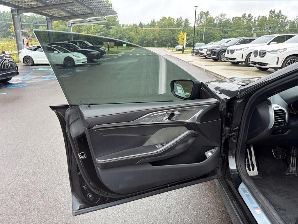 Thumbnail: 2021 BMW 8 Series - 22