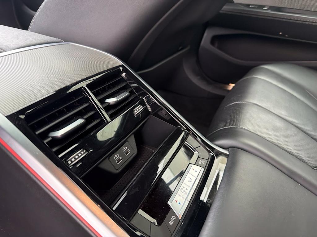 Thumbnail: 2021 BMW 8 Series - 9