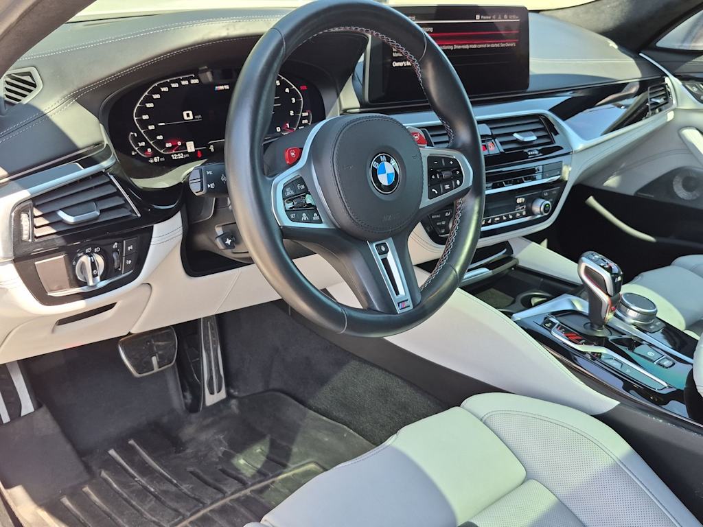 Thumbnail: 2021 BMW M5 - 2