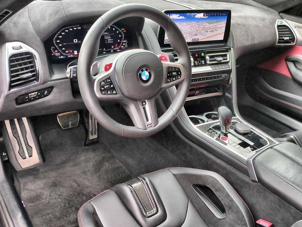 Thumbnail: 2025 BMW M8 - 2