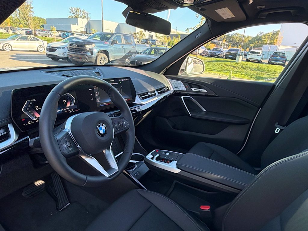 Thumbnail: 2024 BMW X1 - 2