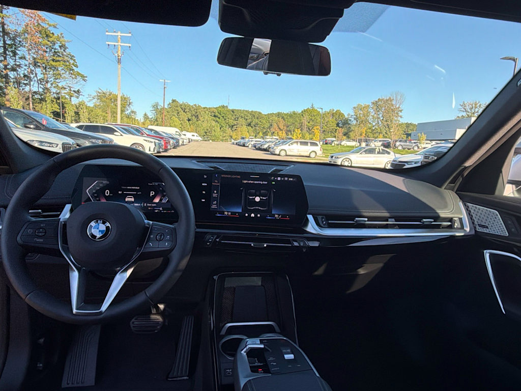 Thumbnail: 2024 BMW X1 - 11